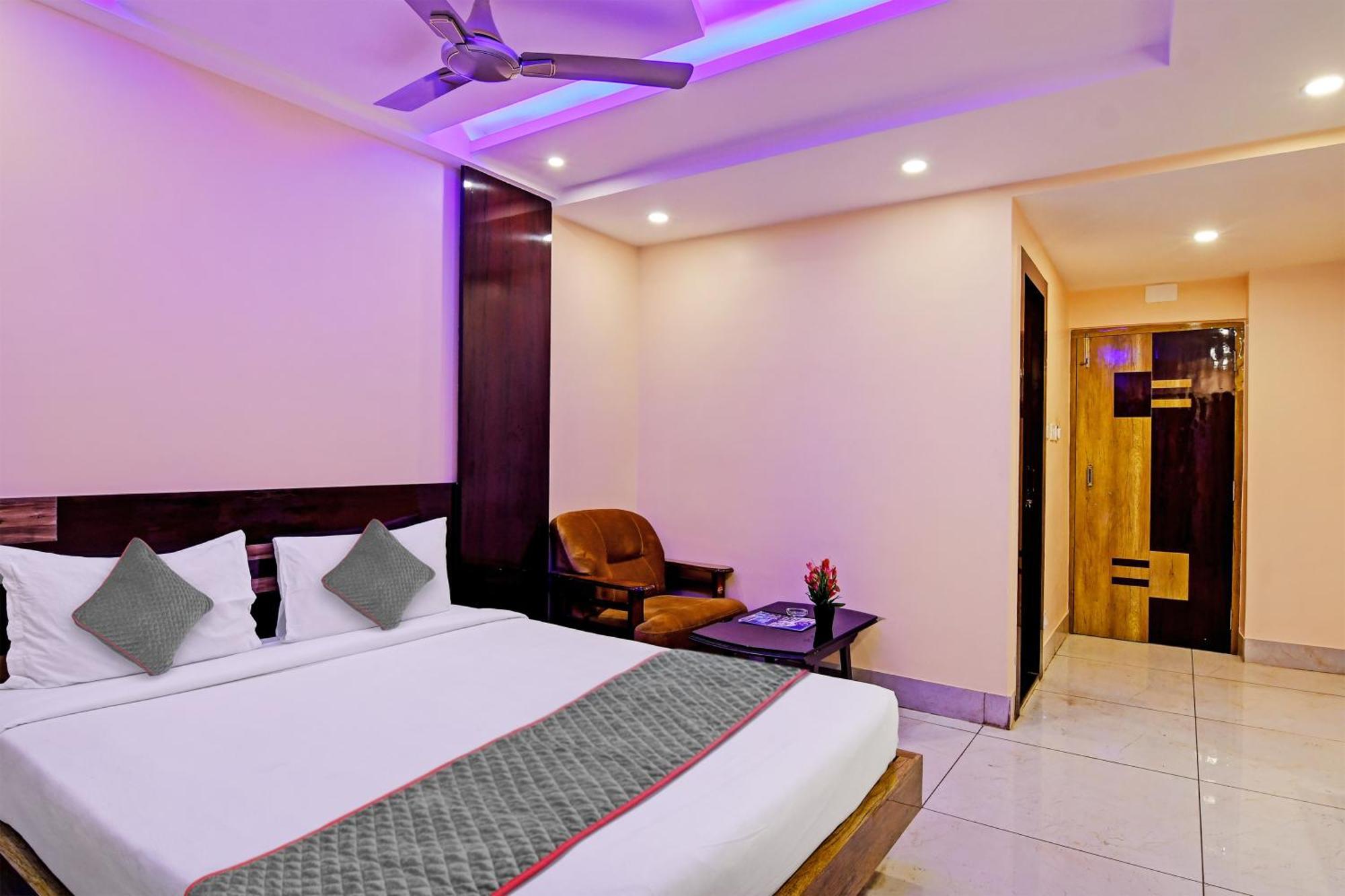 Townhouse The Grand Touch & The Royal Touch Hotel Дигха Екстериор снимка