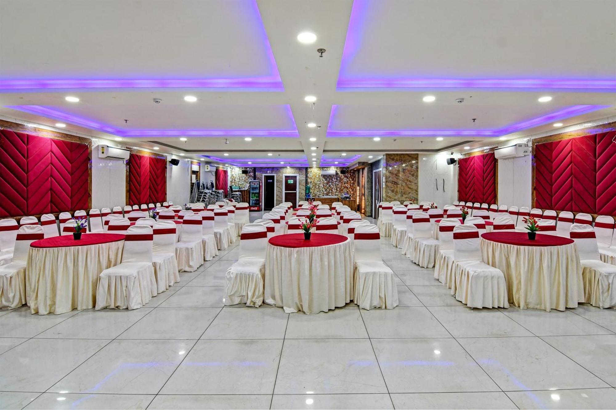 Townhouse The Grand Touch & The Royal Touch Hotel Дигха Екстериор снимка
