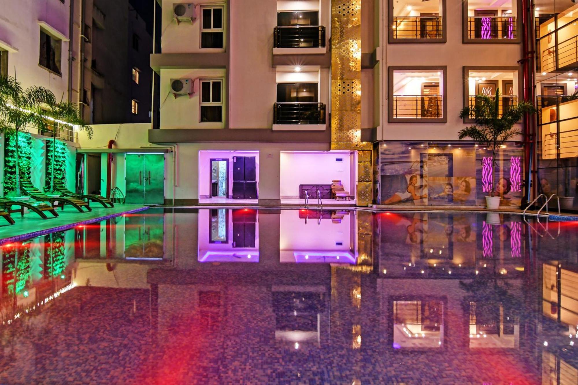 Townhouse The Grand Touch & The Royal Touch Hotel Дигха Екстериор снимка