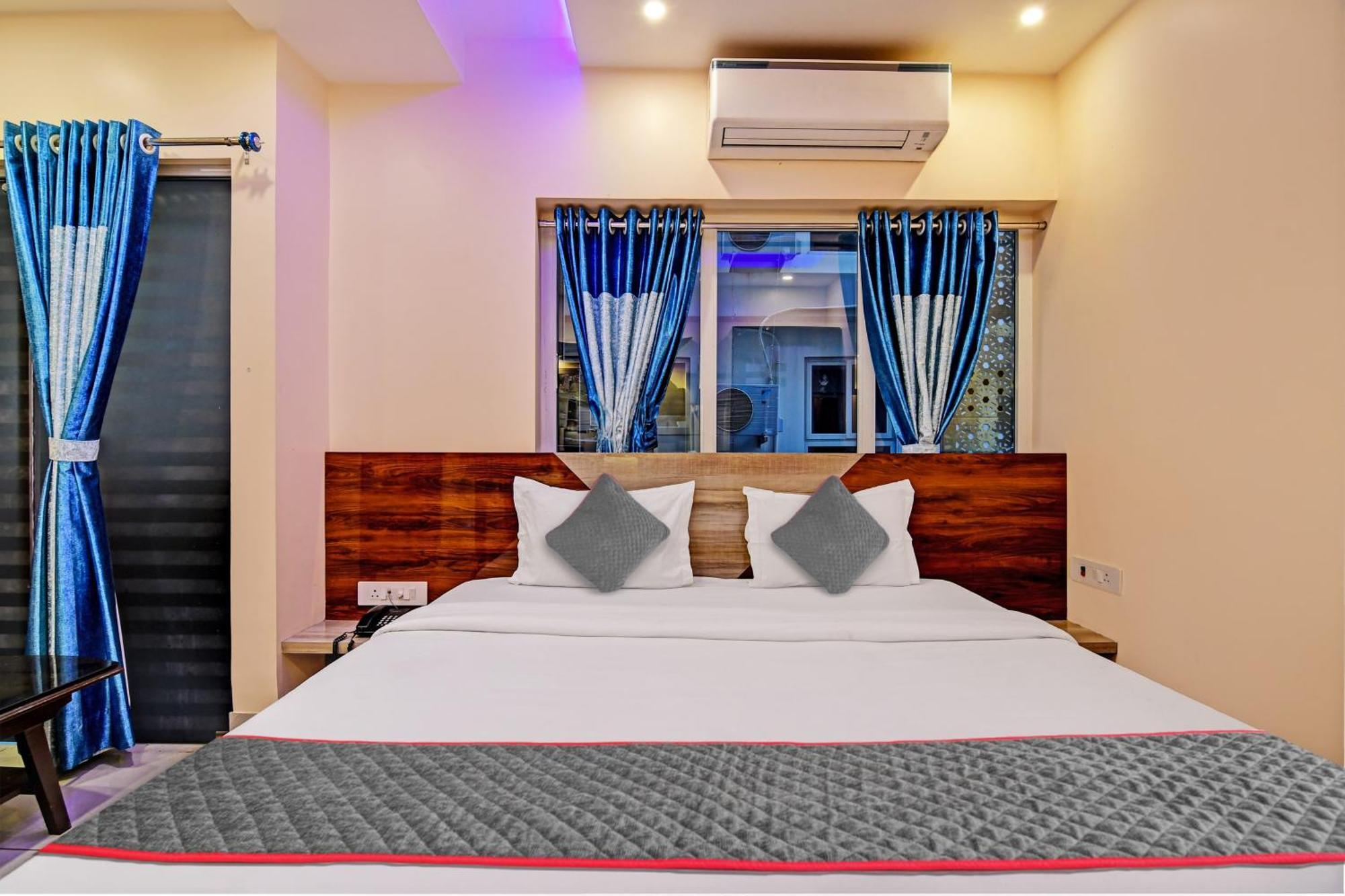 Townhouse The Grand Touch & The Royal Touch Hotel Дигха Екстериор снимка
